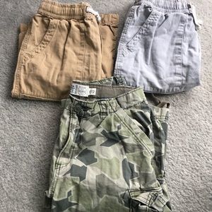 3 pairs of children’s place size 12 shorts!